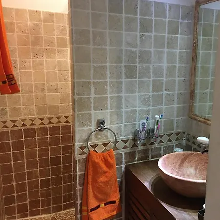 Ste Maxime 5 Etoiles Piscine Chauffee Et Jacuzzi 빌라