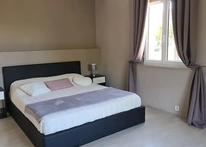 Villa Ste Maxime 5 Etoiles Piscine Chauffee Et Jacuzzi Sainte-Maxime