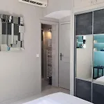 Villa Ste Maxime 5 Etoiles Piscine Chauffée Et Jacuzzi *