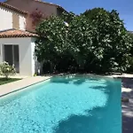 Ste Maxime 5 Etoiles Piscine Chauffée Et Jacuzzi Villa