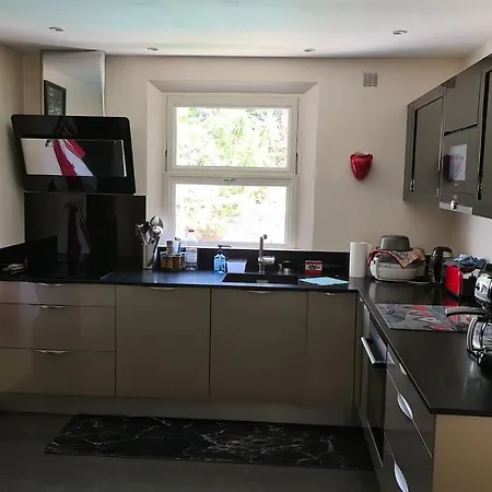 Ste Maxime 5 Etoiles Piscine Chauffee Et Jacuzzi Villa *