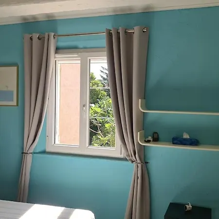 Villa Ste Maxime 5 Etoiles Piscine Chauffee Et Jacuzzi *