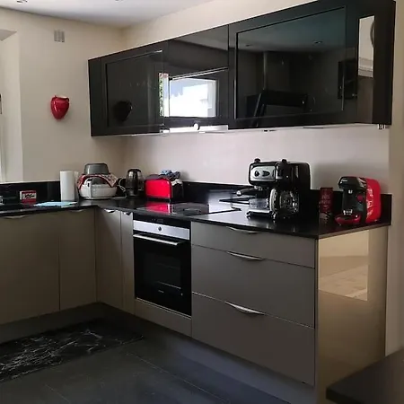 Villa Ste Maxime 5 Etoiles Piscine Chauffee Et Jacuzzi Sainte-Maxime