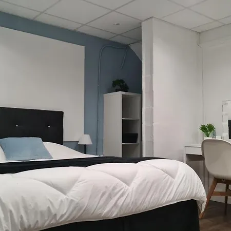 Ste Maxime 5 Etoiles Piscine Chauffee Et Jacuzzi *