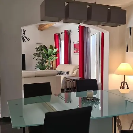 Villa Ste Maxime 5 Etoiles Piscine Chauffee Et Jacuzzi Sainte-Maxime