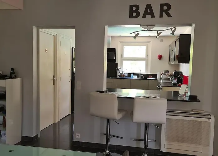 Ste Maxime 5 Etoiles Piscine Chauffée Et Jacuzzi * Sainte-Maxime