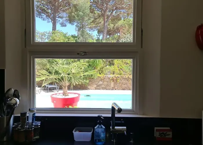 Ste Maxime 5 Etoiles Piscine Chauffee Et Jacuzzi Villa