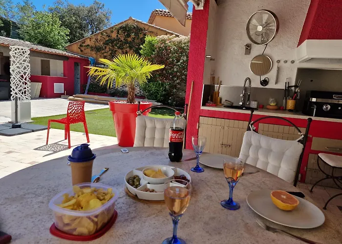 Ste Maxime 5 Etoiles Piscine Chauffée Et Jacuzzi Villa *